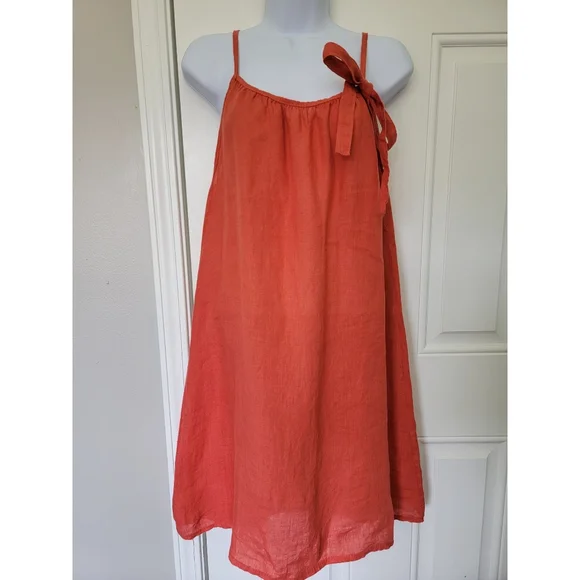 lungo l'arno linen dress sequin top Made in Italy Size Medium - $41 New With Tags Elastic neckline with tie short sleeves Lungo L'Arno Linen Dress (S)
